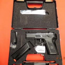 pistolet CZ P-07, neuf, calibre 9X19mm, malette, logiciel pour instructions,