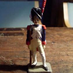 Véritable soldat de plomb b