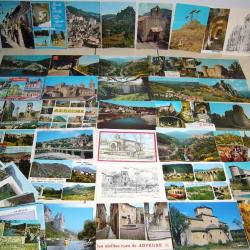 Un lot de 100 cartes postales de l'Ardèche