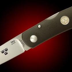 couteau pliant Fallkniven Tre Kronor manche zytel TK4