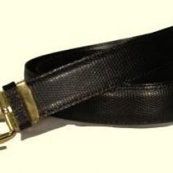 Ceinture bombée croute de cuir.