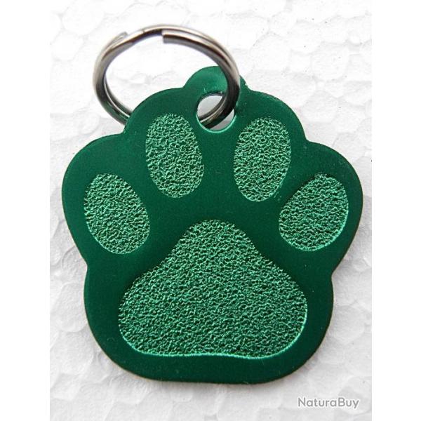 MEDAILLE Grave chien verte "patte" grand modle gravure, personnalisation offerte