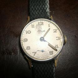 MONTRE MECANIQUE MILITAIRE ALLEMANDE 2e GM KIENZLE DE TYPE MARINE