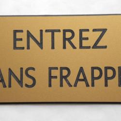 Plaque adhésive "ENTREZ SANS FRAPPER" format 48 x 100 mm fond OR