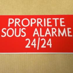 Plaque adhésive "PROPRIETE SOUS ALARME 24/24" format 48 x 100 mm fond ROUGE