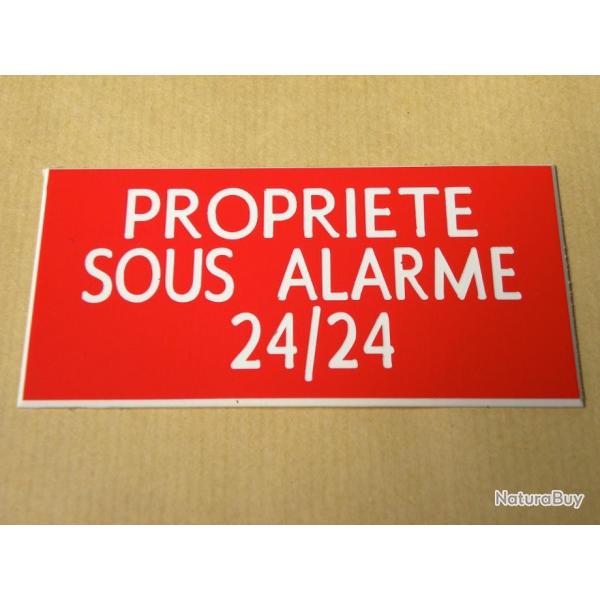 Plaque adhsive "PROPRIETE SOUS ALARME 24/24" format 48 x 100 mm fond ROUGE