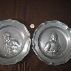 Assiettes en &eacute;tain