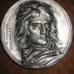 Médaillon de Napoléon Bonaparte