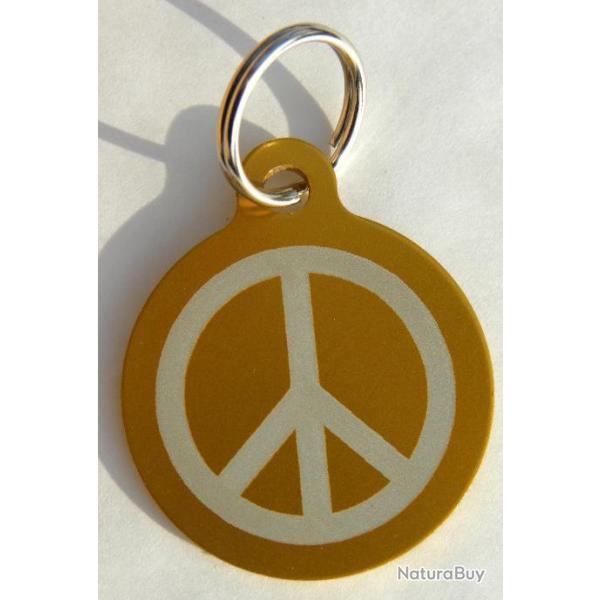 MEDAILLE Grave chien dore 32 mm"peace and love" grand modle gravure, personnalisation offerte