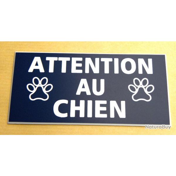 Plaque adhsive "ATTENTION AU CHIEN " format 48 x 100 mm fond BLEU MARINE