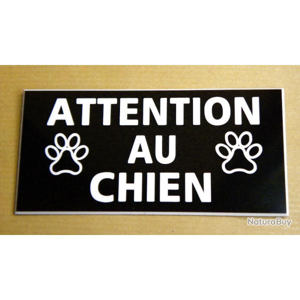 Plaque adhsive "ATTENTION AU CHIEN " format 48 x 100 mm fond NOIR