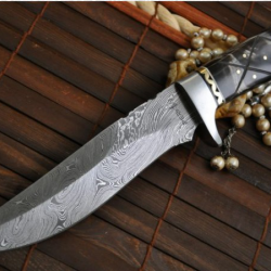 LAME DAMAS - Très beau couteau de chasse Damas insert laiton (3)