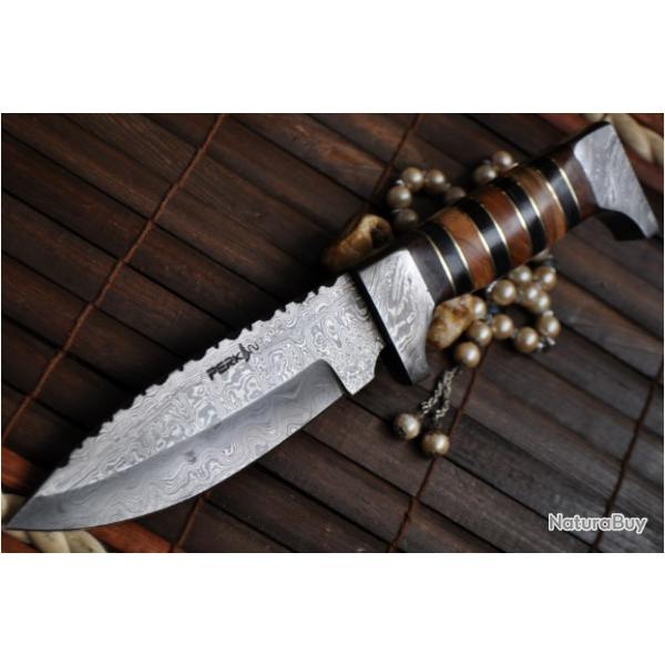 LAME DAMAS - Couteau de chasse en acier de Damas Noyer et Corne