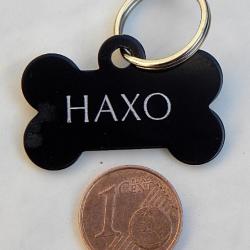 MEDAILLE Gravée chien chiot noire "os" petit modèle gravure, personnalisation offerte