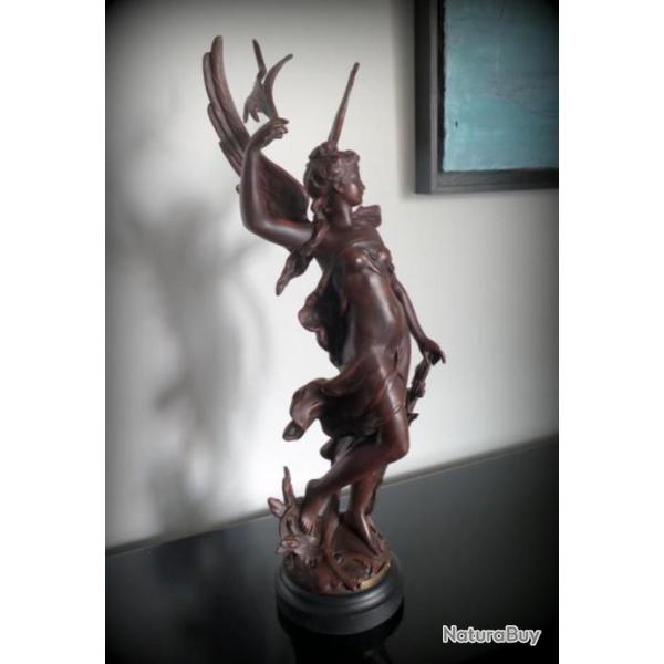 Ancienne statue Hippolyte Moreau dbut XXme-Victoria-Victoire de Samothrace-Glaive-Epe-Laurier