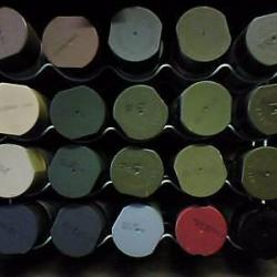 Peinture en bombe / spray, couleur : kaki OTAN 1949 aérosol 400ml