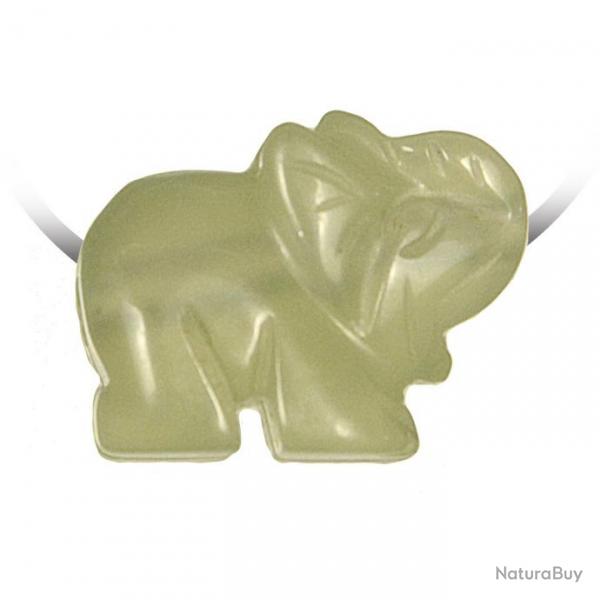 Pendentif pierre perce lephant en jade de Chine