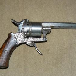 REVOLVER  BELGE A BROCHES