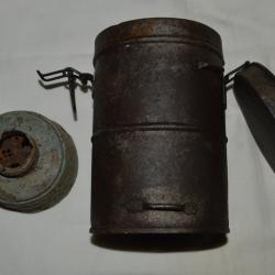 BOITE DE MASQUE A GAZ ALLEMAND-AVEC CARTOUCHE-GRANDE GUERRE 1914/1918-GERMAN GAZ MASK BOX