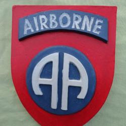 Blason 82ème Airborne - Polychrome - avec accroche