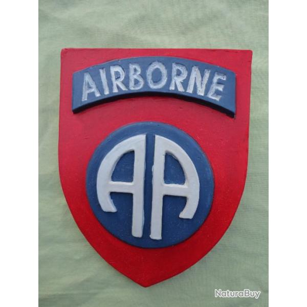 Blason 82me Airborne - Polychrome - avec accroche