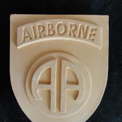 Blason 82ème Airborne - Couleur terre cuite - avec accroche