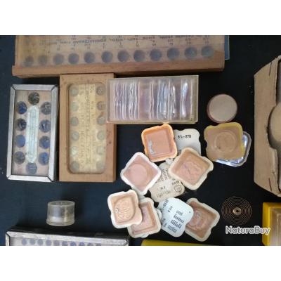 Lot De Pièces D'horlogerie De Précision (ressorts, Tiges, Etc.) - Occasion - Vendu Dans L'état