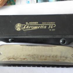 hohner harmonica  chrometta 14