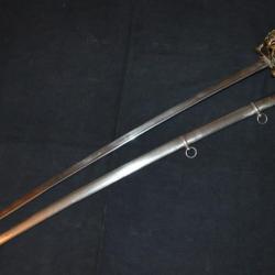 SABRE D'OFFICIER DE CAVALERIE A GARDE BATAILLE-GRENADIER A CHEVAL-CARABINIERS-CUIRASSIERS-MONARCHIE