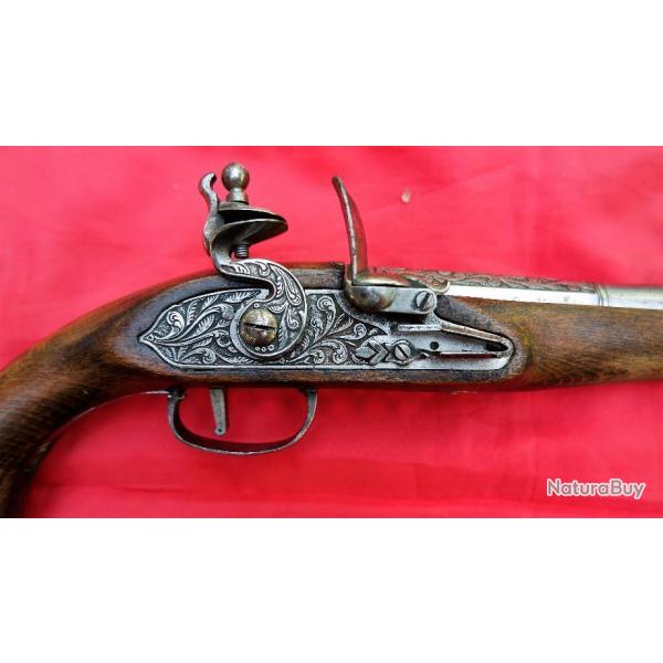 Beau, grand ,super ciselure un pistolet  Silex type XXmes