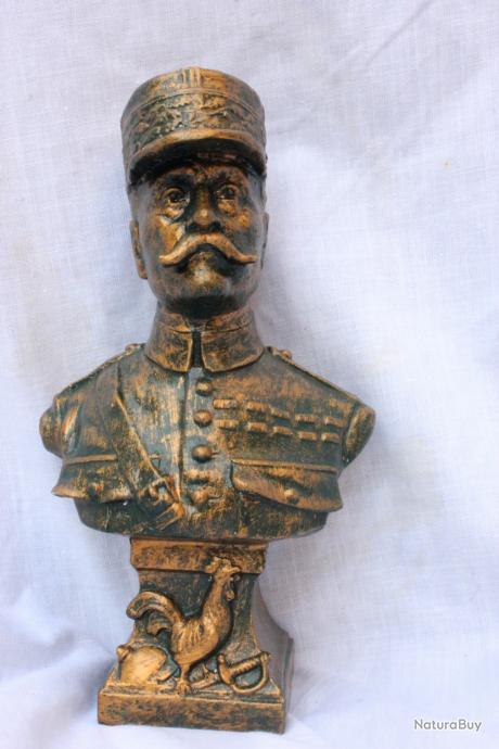 Buste du Commandant Kieffer, polychrome vert - Bronzes, statues et