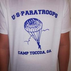 T SHIRT US PARATROOPERS CAMP TOCCOA WW2 TEE BAND OF BROTHERS ARMY PILOT TRAINING