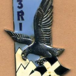 Insigne 3° RI  -  3° Régiment d'Infanterie  -  SANS ATTACHE