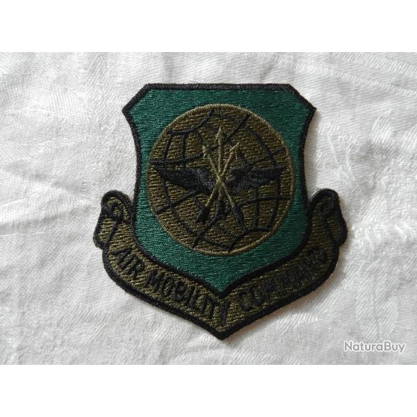 Insigne badge militaire US amricain Air Mobility Command