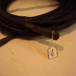 Câble pour armes,  fusil ou pistolet  , Militaire.  très difficile à couper .  noir 10  mètres