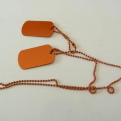 PAIRE DE DOG-TAG METAL FANTAISIES COULEUR ORANGE