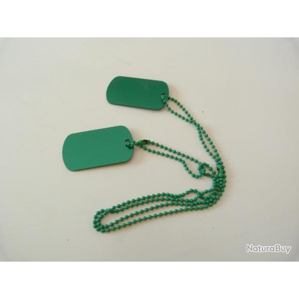 PAIRE DE DOG-TAG METAL FANTAISIES COULEUR VERTE