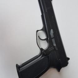 Pistolet BROWNING BDAO Proto Cal.9x19
