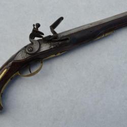 PISTOLET DE CAVALERIE A SILEX REGLEMENAIRE Modèle 1733 par H. MEUNIER A LIEGE 1770 - France Ancienne