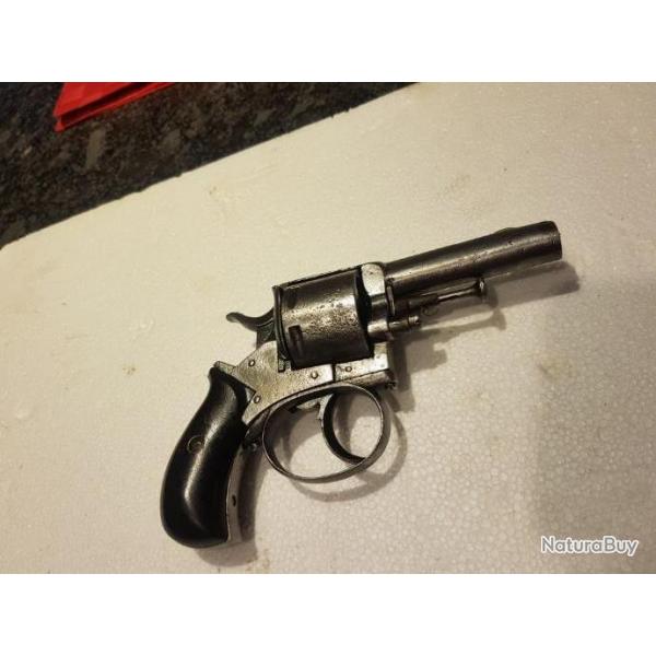 revolver  calibre 380