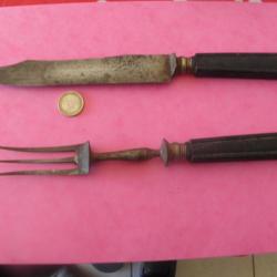 vintage service couteau à découper et fourchette VAUZY EN ACIER