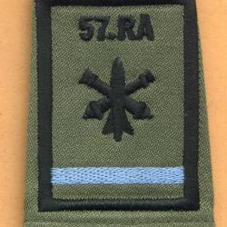 Passant d´épaule 57° RA  -  57° Régiment d'Artillerie liseré bleu ciel