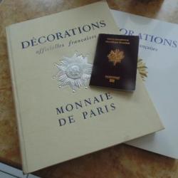 TBE DÉCORATIONS OFFICIELLES FRANÇAISES par MONNAIES  MÉDAILLES de PARIS médaille décoration 318pages