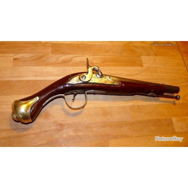 Pistolet   silex transform en percussion ('Officier) XIXe(livraison par Happy post 15)