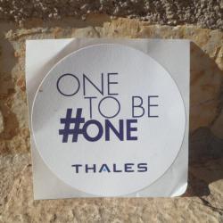 Superbe Autocollant One to be One Thales