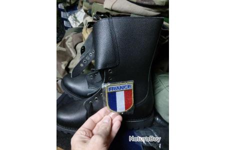 https://one.nbstatic.fr/uploaded/20190409/5519181/thumbs/450h300f_00001_x-5-PATCHS-VELCRO-FRANCE-NEUF-dotation-ECUSSON-FRANCE-PATCH-DRAPEAU-FRANCE-lot-5-.jpg
