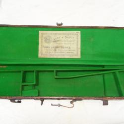 ancienne valise pour un fusil anglais ( vers 1900  )