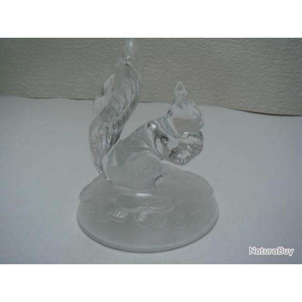 Ecureuil en cristal d'arques hauteur 15 cm x 11 cm x 9 cm
