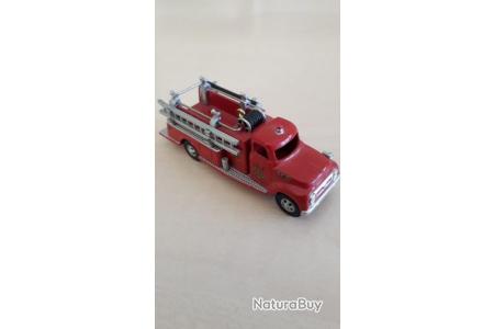 voiture pompier miniature