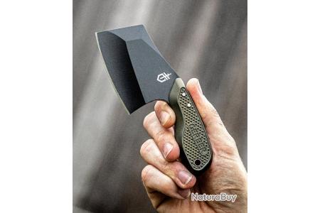 https://one.nbstatic.fr/uploaded/20190616/5704676/thumbs/450h300f_00006_Couteau-Gerber-Tri-Tip-Mini-Cleaver-Lame-Acier-7Cr17MoV-Manche-Aluminium-Green-Etui-Plastique-G1694.jpg